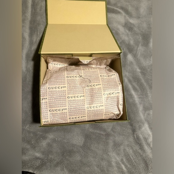 NWT Gucci GG Marmont Mini Shoulder Bag in Box - Picture 7 of 11